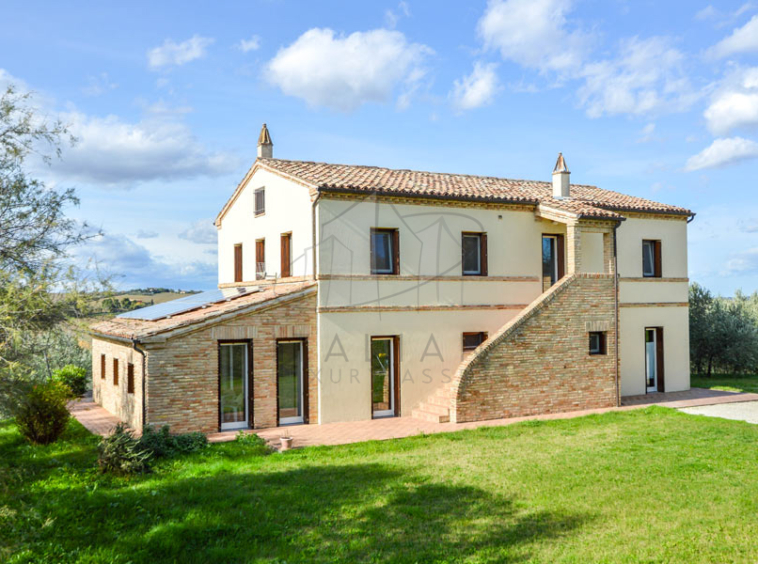 Farmhouse Jesi Marche Italy