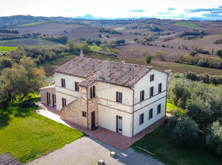 Farmhouse Jesi Marche Italy