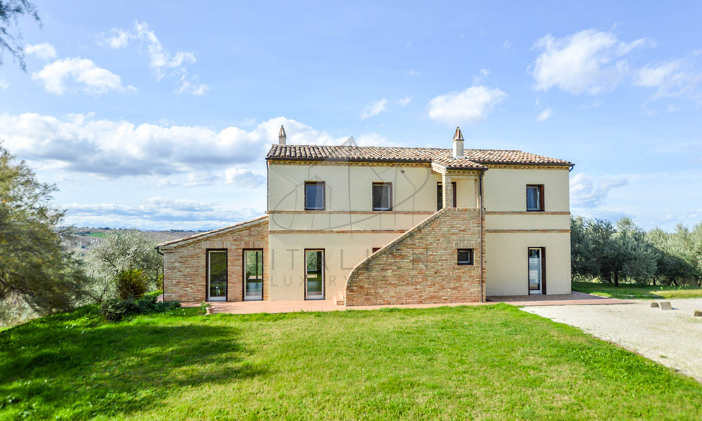 Farmhouse Jesi Marche Italy