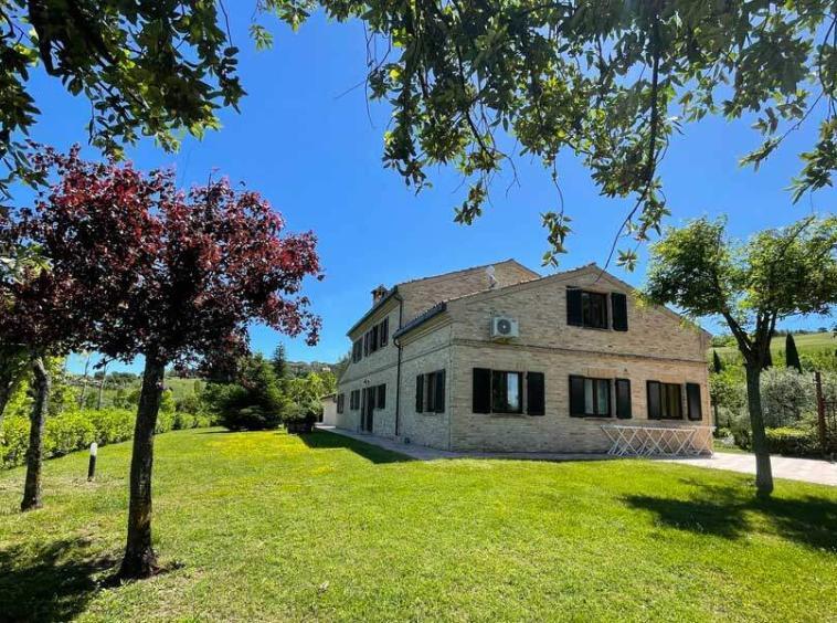 Farmhouse Macerata Marche Italy