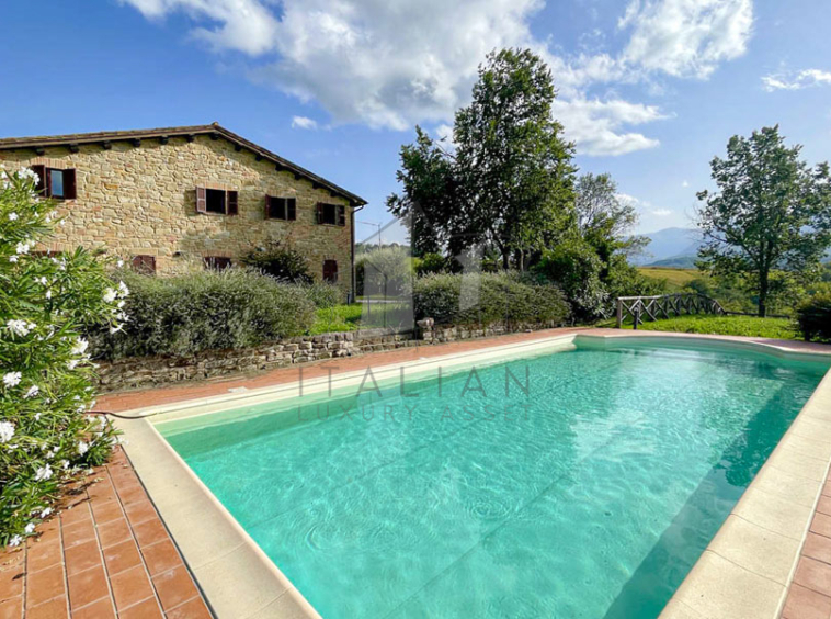 Farmhouse Amandola Marche Italy Pool