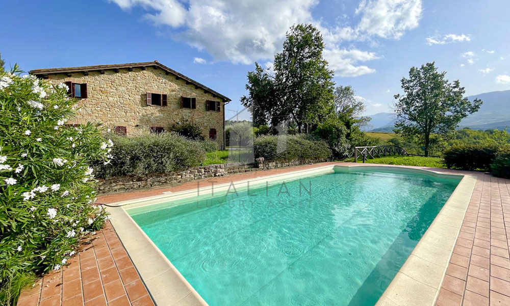 Farmhouse Amandola Marche Italy Pool