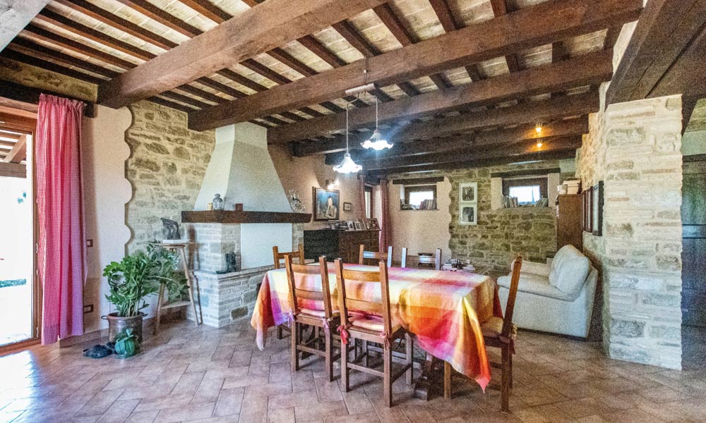 Farmhouse Cingoli Marche Italy