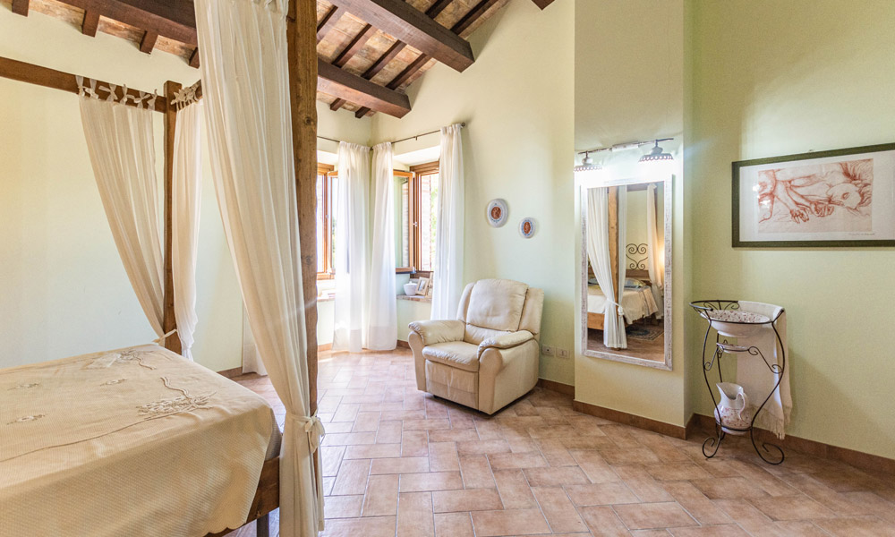Farmhouse Cingoli Marche Italy