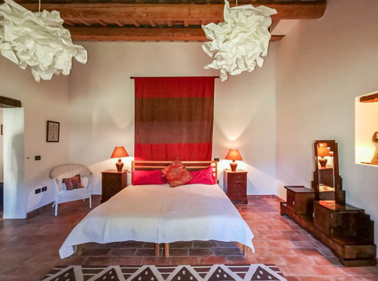 Country House Marche Serrungarina Italy