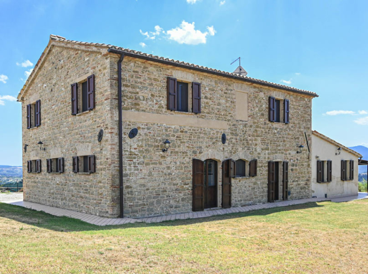 Farmhouse Marche Italy Luxury