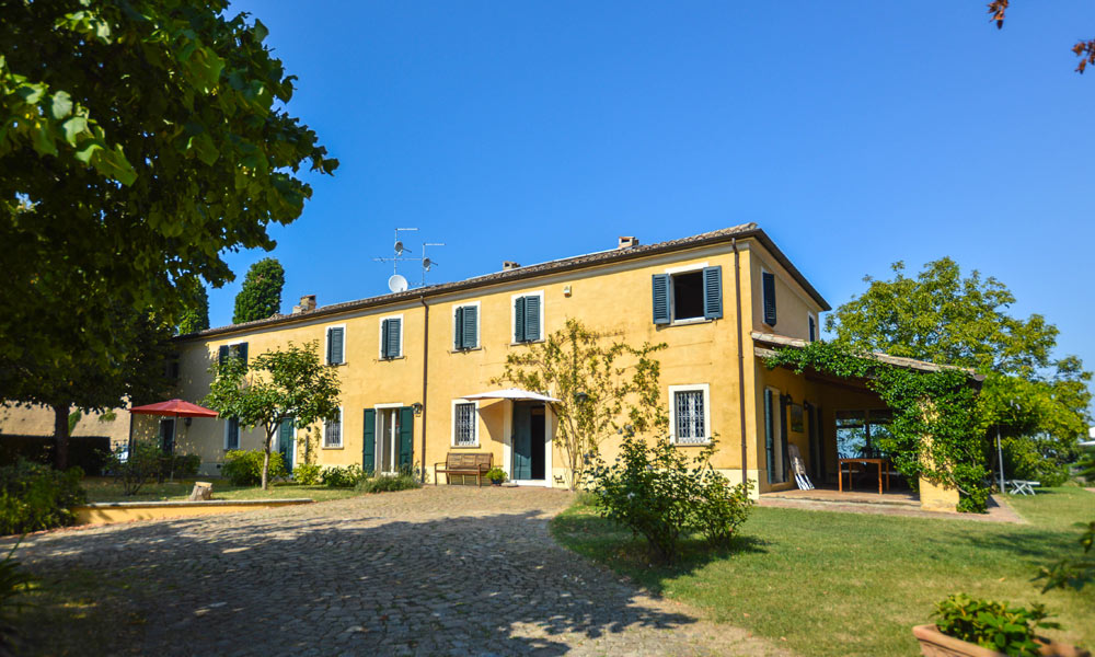 Villa Marche Pesaro Ginestreto Italy Luxury