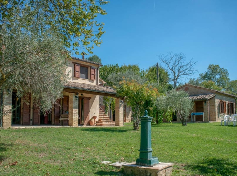 Gualdo Marche Italy Farmhouse