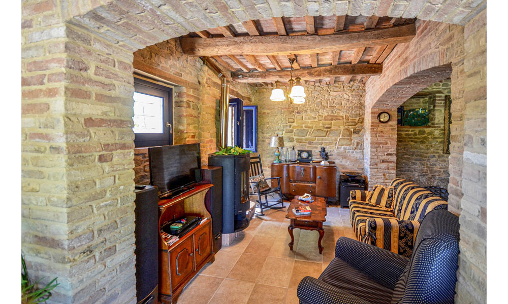 Farmhouse Colmurano Macerata Marche Italy