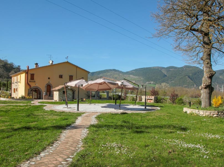 Farmhouse Fermignano Marche Italy