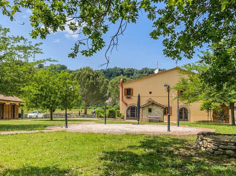 Farmhouse Fermignano Marche Italy