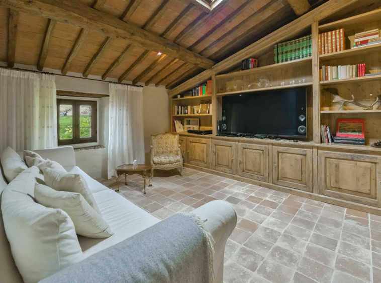Estate Radda in Chianti Siena Tuscany Luxury Spa