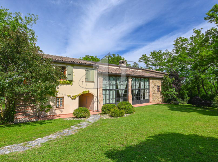 Farmhouse Roncofreddo Cesena Romagna Italy Pool