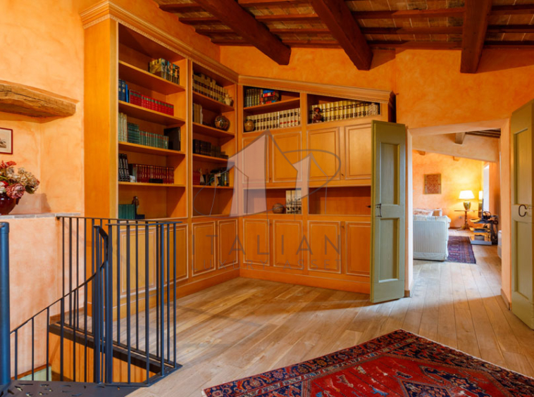 Farmhouse Roncofreddo Cesena Romagna Italy Pool
