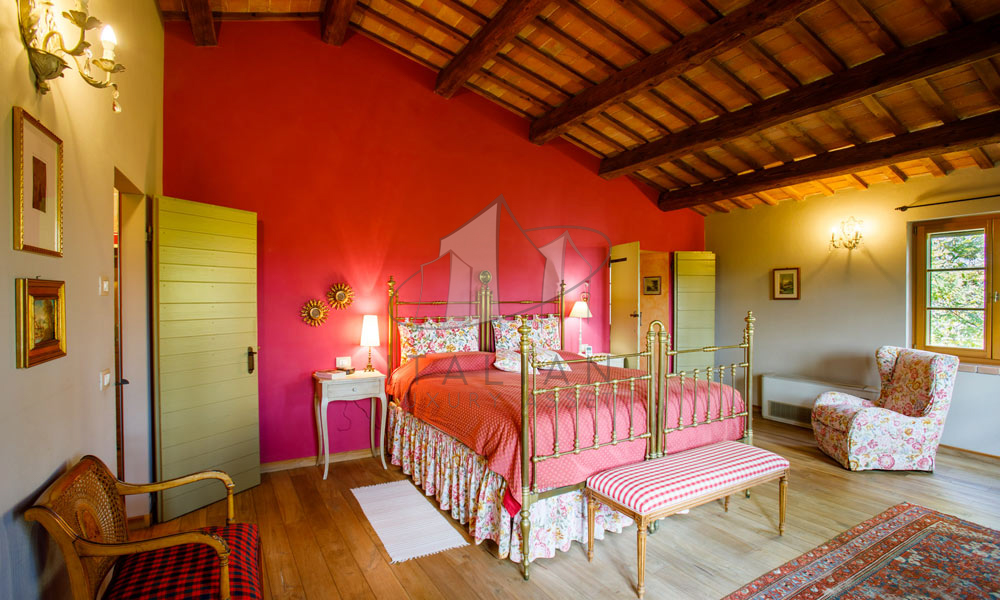 Farmhouse Roncofreddo Cesena Romagna Italy Pool
