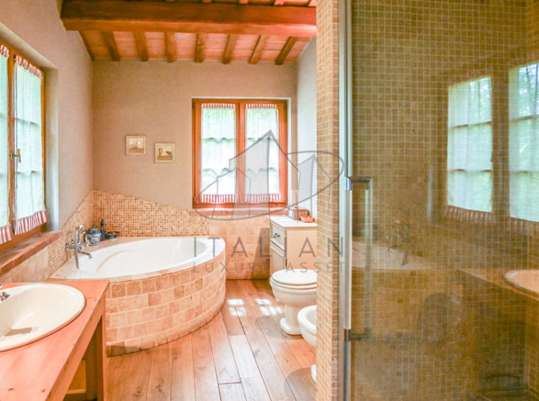 Farmhouse Roncofreddo Cesena Romagna Italy Pool