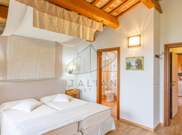 Farmhouse Roncofreddo Cesena Romagna Italy Pool