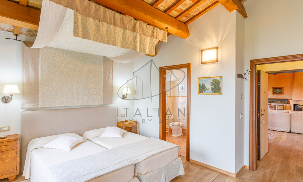 Farmhouse Roncofreddo Cesena Romagna Italy Pool