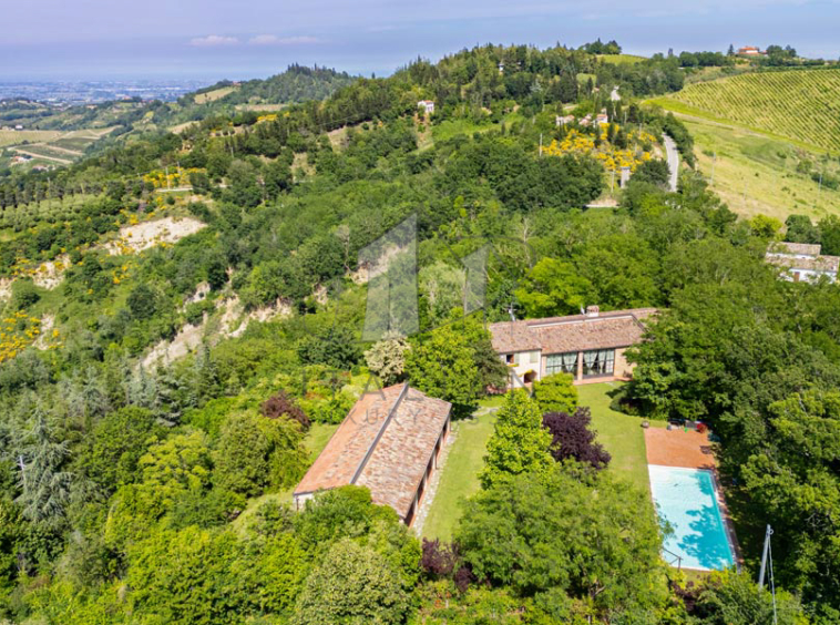 Farmhouse Roncofreddo Cesena Romagna Italy Pool