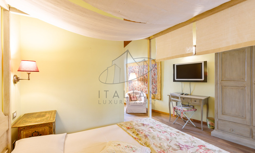 Farmhouse Roncofreddo Cesena Romagna Italy Pool