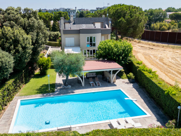 Villa Fano Marche Italy Luxury Pool