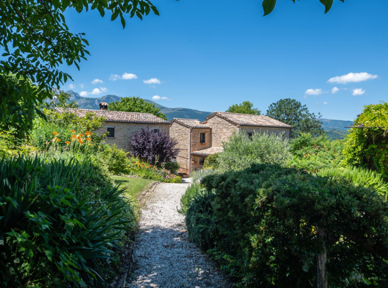 Agriturismo SPA Sarnano Macerata Marche Italy