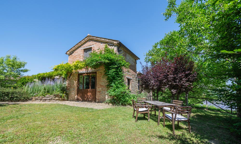 Agriturismo SPA Sarnano Macerata Marche Italy