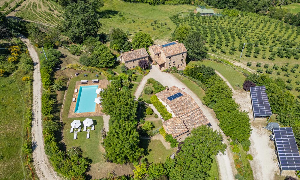 Agriturismo SPA Sarnano Macerata Marche Italy