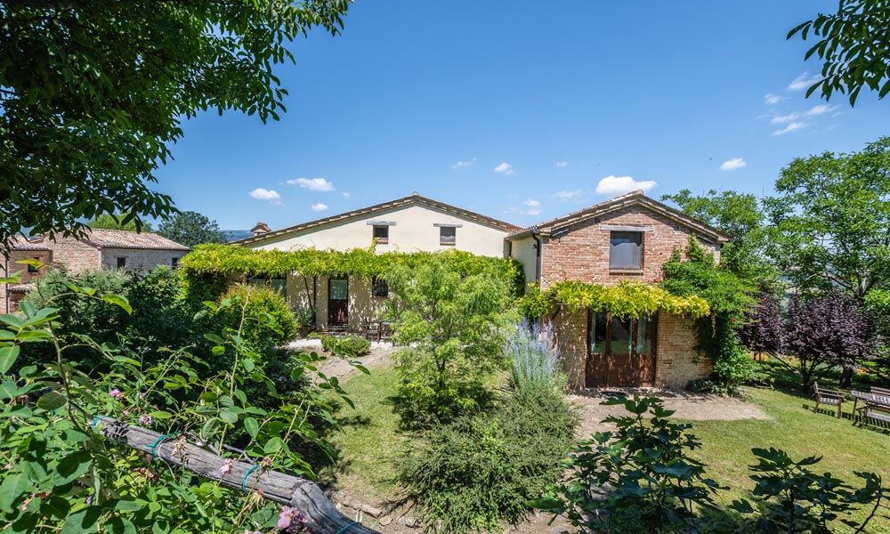 Agriturismo SPA Sarnano Macerata Marche Italy