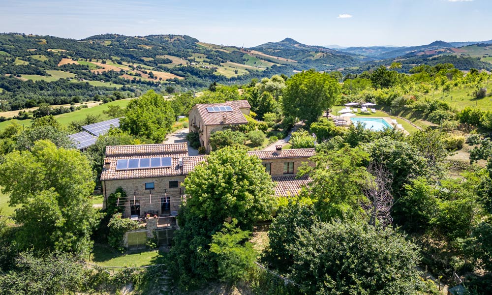 Agriturismo SPA Sarnano Macerata Marche Italy