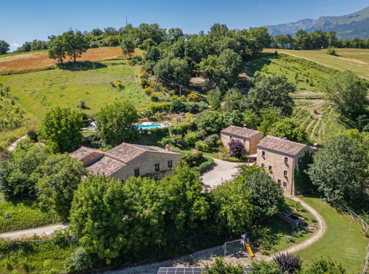 Agriturismo SPA Sarnano Macerata Marche Italy