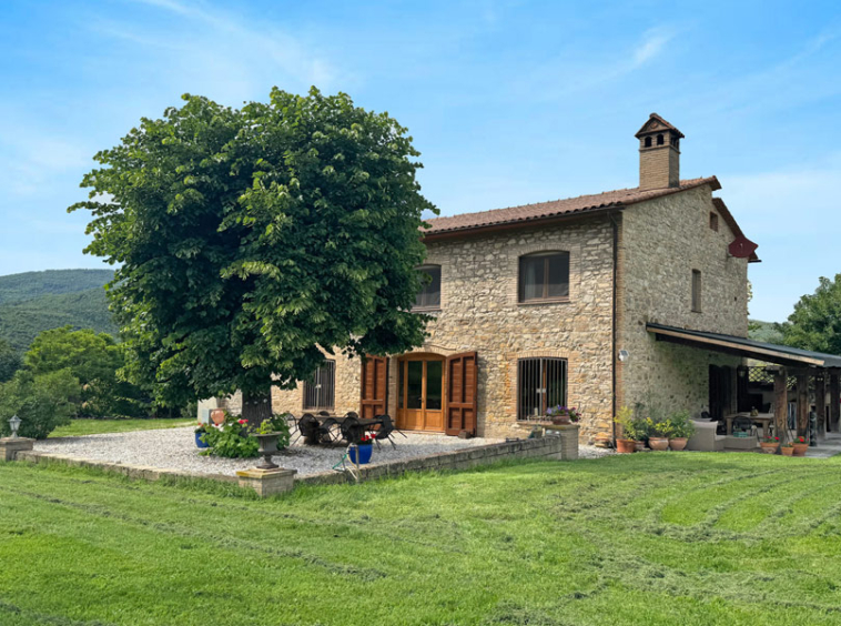 Farmhouse Lisciano Niccone Perugia Umbria Italy