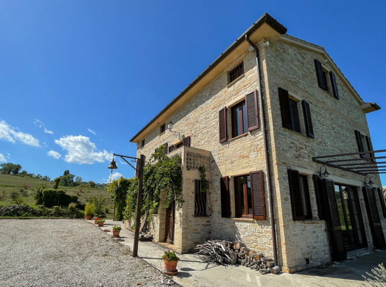 Farmhouse Montelparo Fermo Marche Italy