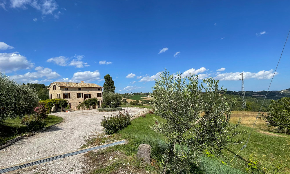 Farmhouse Montelparo Fermo Marche Italy