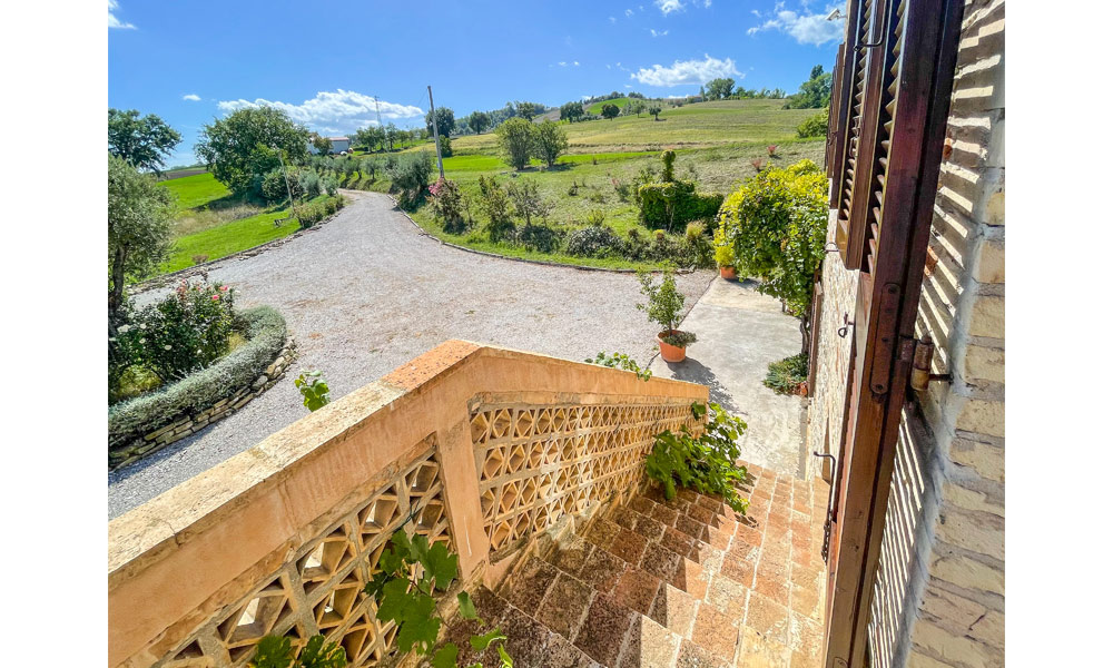 Farmhouse Montelparo Fermo Marche Italy