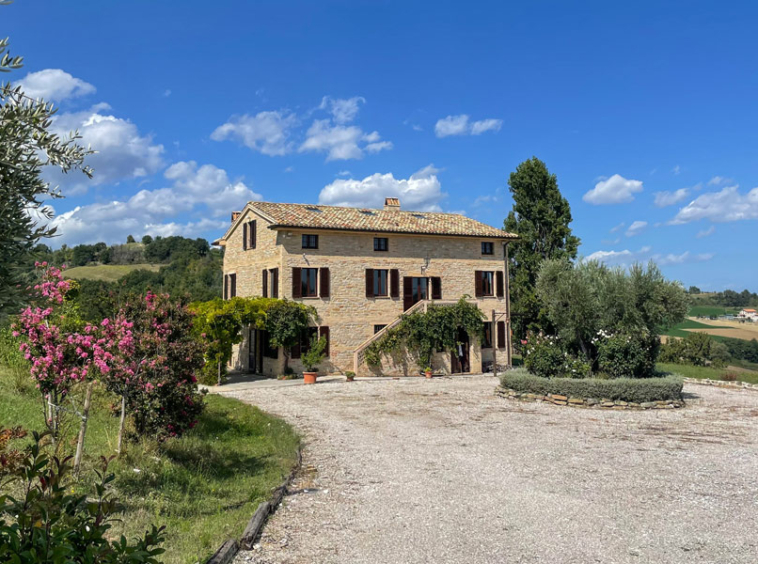 Farmhouse Montelparo Fermo Marche Italy