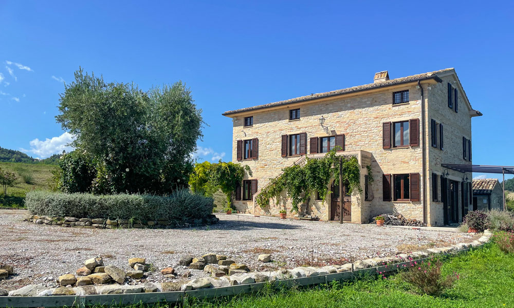 Farmhouse Montelparo Fermo Marche Italy