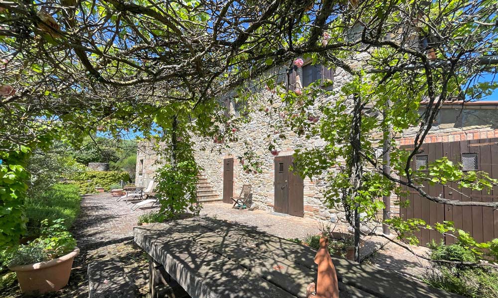 Farmhouse Radicofani Siena Valdorcia Italy