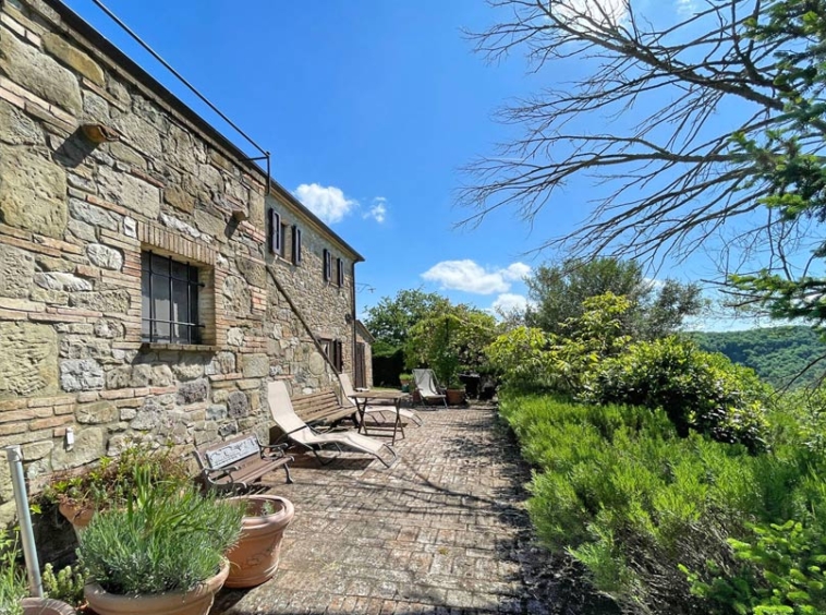 Farmhouse Radicofani Siena Valdorcia Italy