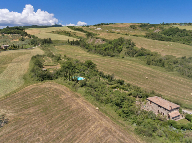 Farmhouse Radicofani Siena Valdorcia Italy