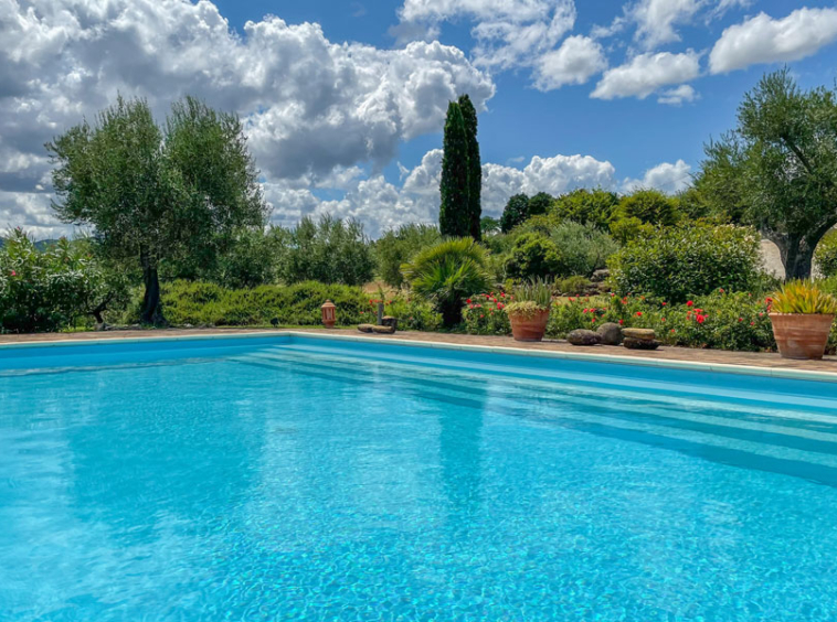 Farmhouse Arcevia Marche Italy Luxury Pool