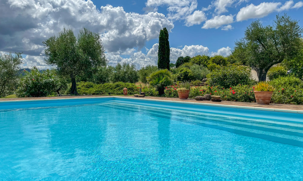 Farmhouse Arcevia Marche Italy Luxury Pool