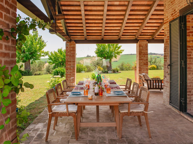 Villa Arcevia Marche Italy Luxury Panorama