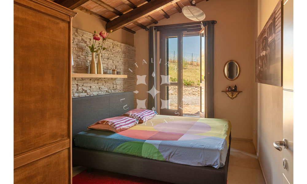 Villa Arcevia Marche Italy Luxury Panorama