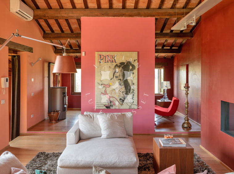 Villa Arcevia Marche Italy Luxury Panorama