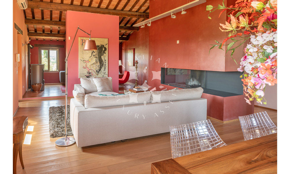 Villa Arcevia Marche Italy Luxury Panorama