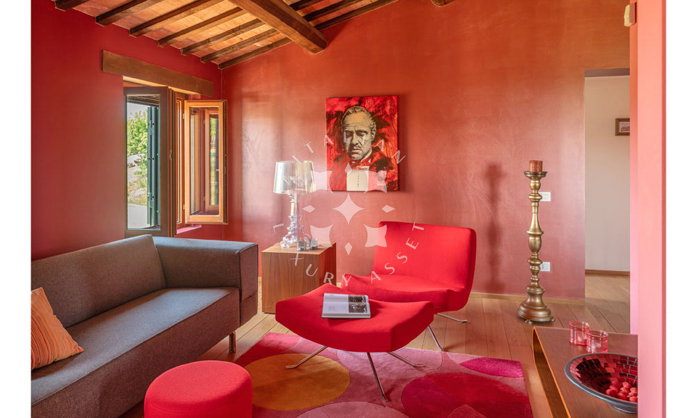 Villa Arcevia Marche Italy Luxury Panorama