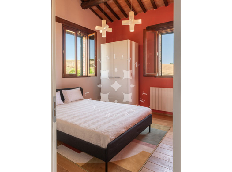 Villa Arcevia Marche Italy Luxury Panorama