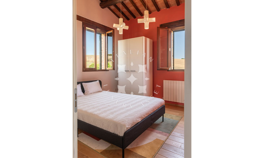 Villa Arcevia Marche Italy Luxury Panorama