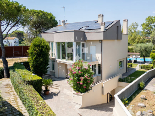 Villa Fano Marche Italy Pool Luxury